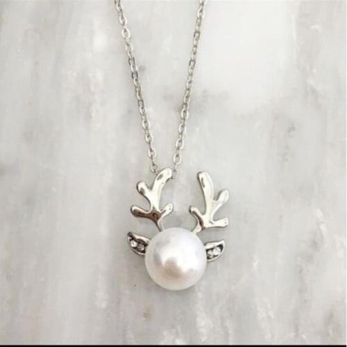 Cute Reindeer Antlers Pearl Chain Pendant Necklace Deer Stag Christmas Present Necklace Christmas Decoration Reindeer