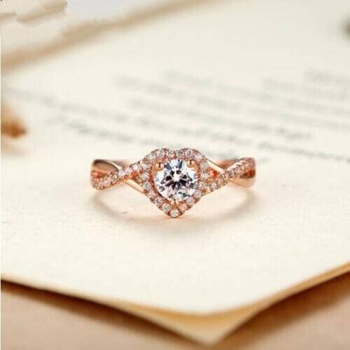 Rose Gold Color Heart Shape Ring for Women with Paved Micro Jewelry Elegant lady luxury ring