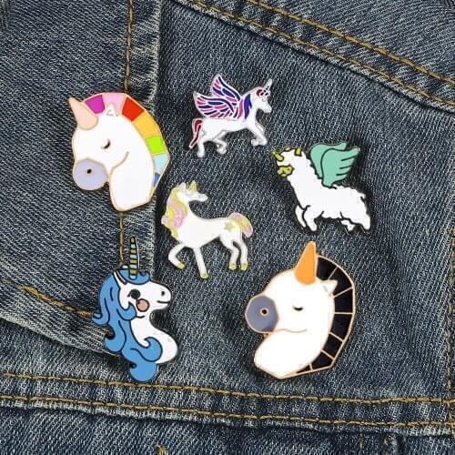 Unicorn Pegasus Horse Brooches Cartoon Creative Animal Badges Cute Animated Enamel Pins Alloy Jewelry Coat Backpack Gift for Men