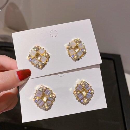 Simple Graceful Rhinestone Rhombic Stud Earrings For Women Unusual Vintage Fashion Geometric Wedding Party Jewelry Gifts