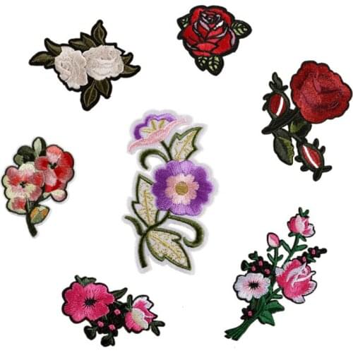 7 PCs Colorful Flower with Leaf Embroidered Iron On Badges Patches For Clothing Cartoon Motif Applique Sticker For Clothes
