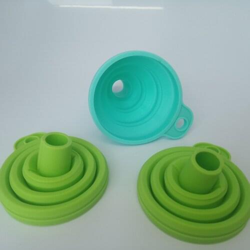 1pcs Mini Foldable Funnel Silicone Collapsible Funnel Folding Portable Funnels Be Hung Household Liquid Dispensing Kitchen Tools