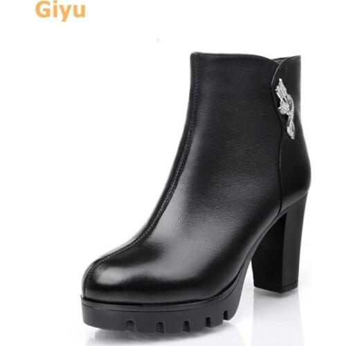 Giyu 2020 new Brand Winter boots Womens Genuine Leather Short boots Fashion high heels Zip Martin Boots Career ankle boots