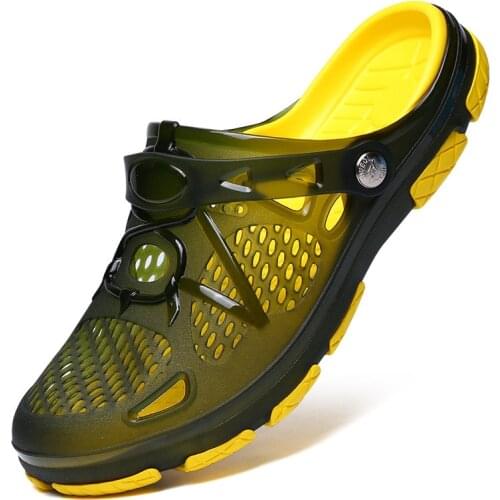 2021 Summer Fashion Sneakers Men Shoes Outdoor Slippers Fashion Beach Sandals Jelly Breathable Flip Flops Hollow Casual Footwear