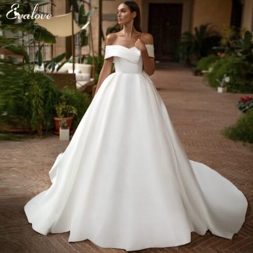 EVALOVE Gorgeous Matte Satin Court Train Bride A-Line Wedding Dress Romantic Boat Neck Zipper Up Customized Princess Bridal Gown