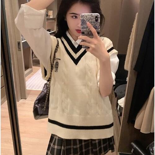 2021 Autumn New Korean Version of The V-neck Loose Knitted Sweater Vest T-Shirt College Style Color Matching Versatile Top