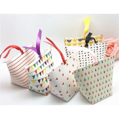 12pcs 6x6x10cm Black dot/red line color pattern little Coffee Packing Paper Bag Love Gift Surprised Exquisite White Box