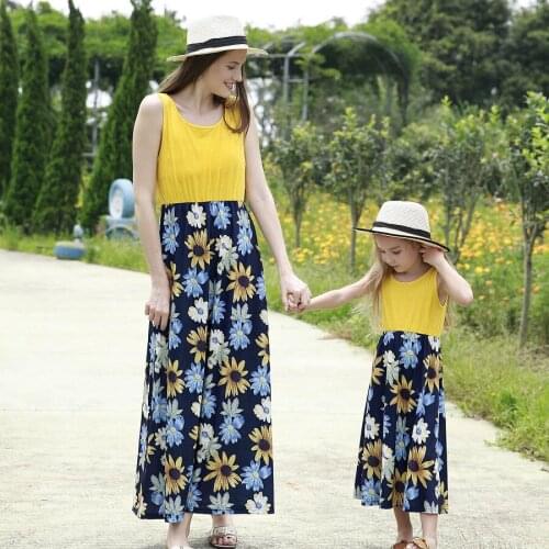 2019 Sleeveless Floral Dress For Mommy And Me Kids Girls Mom Daughter Dresses Matching Mother Daughter Clothes Family Look Dress