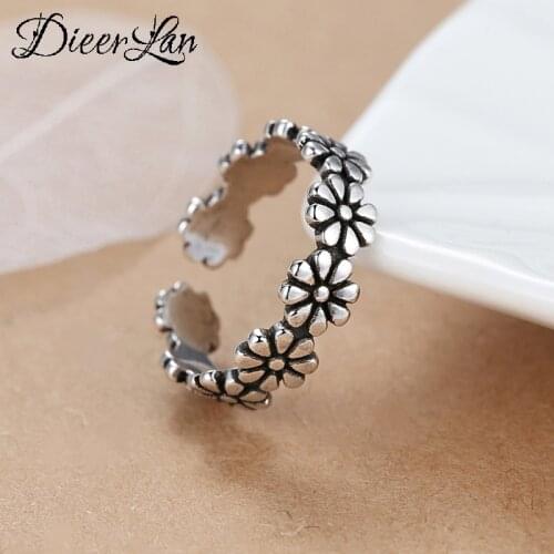 New Trendy Personality Punk Plum Flower Rings For Women Lady Resizable Size Rings Party Jewelry Charm Gifts 2021