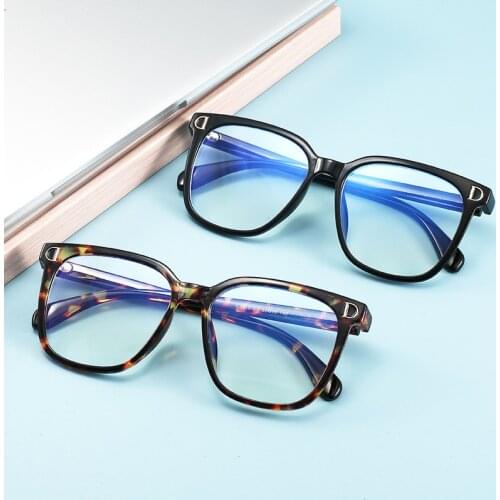 2021 Anti-Blue Light Women Glasses Frame Square Myopic Optic Glasses Luxury Lady Eye Glasses Cellphone Computer Eyeglasses UV400