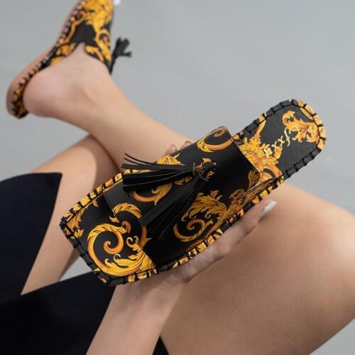Luxury Design Women Slippers Retro Gold Printing Pu Leather Flip Flops Square Toe White Indoor Shoes Womens Shoes Plus Size 42