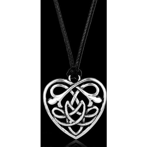 Gothic Irish Knot Hollow-out Heart Pendants Charms Leather Rope Chain Chain choker Necklace for Woman Accessories