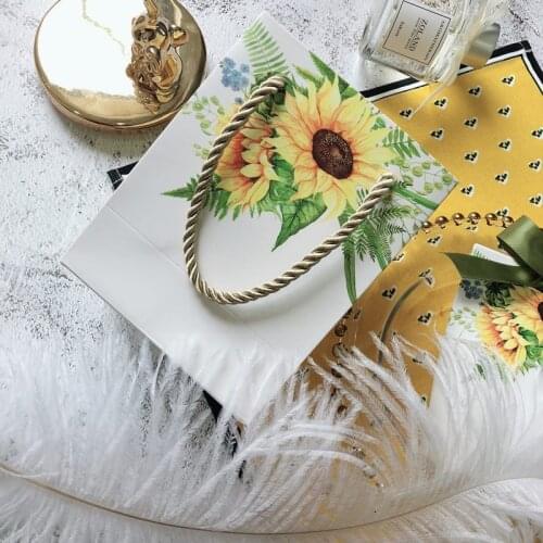 1PCS Sen wedding gift bag European wedding creative gift bag wedding candy box bag wedding supplies gift bag