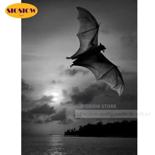 Diy 5d Dimond Painting Black And White Picture Bat Flying Diamond Embroidery Animal Full Square Cross Stitch Kit Home Decoration