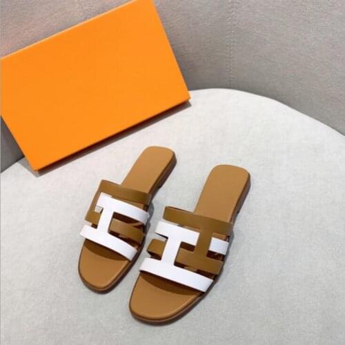 2021 New Luxury Slippers Women Summer Daily Shoes Casual White Breathable Slippers Outdoor Wild Fashion Beach Slides Women