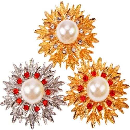 Factory Direct Sale Crystal Rhinestones Flower Fashion Brooch Pins for Women Assorted BRO78