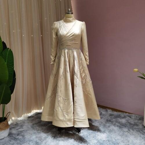 Luxury Beaded Champagne Muslim Evening Dresses Long Sleeve Elegant Dubai Women Wedding Party Dress 2021 Arabic Midi Formal Gowns