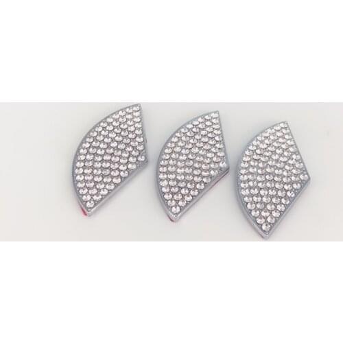 Car Styling Steering Wheel Emblem 3D Rhinestone Logo Sticker Suitable For Mercede Benz A/B/C/E/GLA/CLA/GLC/GLK/GLE Series