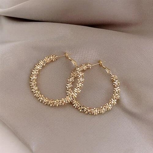 2021 New Fashion Golden Color Round Hoop Earrings for Women Bijoux Geometric Earrings Statement Jewelry Party Gifts
