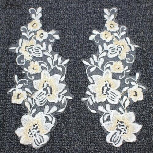 YACKALASI Wedding Appliqued Flower Lace Patches Floral Headwear 3D Flower Embroidered Mirror Pairs Sewing Trims Red 24*10cm