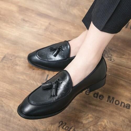 Mens Dress Shoes 2021 Luxury Italian Style Fashion Men Formal Shoes Nightclub Wedding Dress Formal Loafers