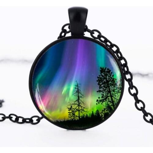Colorful Northern Lights Aurora Borealis Charm Scenery Cabochon Glass Pendant Necklace Galaxy Universe Hand Craft Art Jewelry