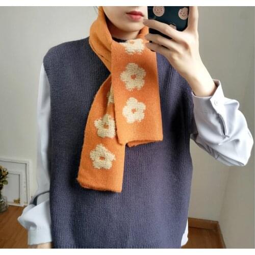 Luxury Brand Winter Scarf Women Daisy Print Knitted Scarves Wraps Sharp Angle Shawls Warm Long Narrow Small Skinny Neckerchief