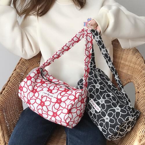 Flower Embroidery Womens Retro Armpit Bag Fashion Summer Ladies Flora Underarm Shoulder Bags Cool Girls Small Purse Handbags