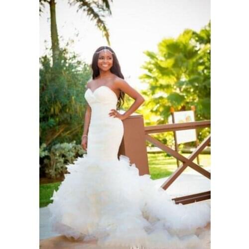 Plus Size Mermaid Wedding Dresses Low Back Sexy Beach African Sweetheart Pleated Tulle Tiered Skirts Ruffles Chapel Train