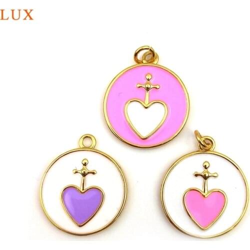 5Pcs Cute Pink Hearts Round Pendant Pink Girls Pendant Lovely Pink Pendant Gold Brass Metal For Necklace To Girls Women Jewelry