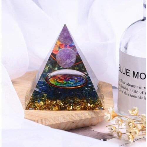 Ogan Pyramid Natural Crystal Crushed Stone Energy Tower