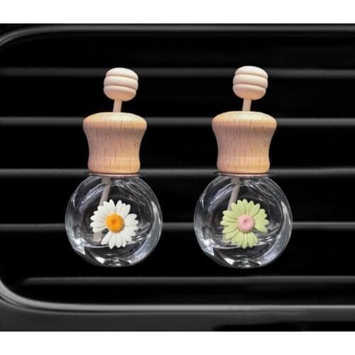 100pcs 8ML Little Daisy Car Essential Oil Diffuser Vent Clip Empty Refillable Glass Bottle with Wooden Caps