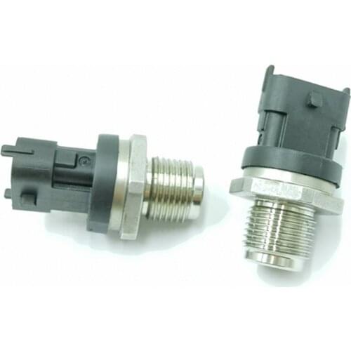 Common rail fuel pressure sensor OEM: 504088732