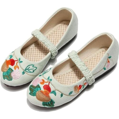 Chinese Style Kids Shoes Girls Dancing Shoes Floral Embroidered Casual Comfortable Children Flats Princess Shoes Spring Summer
