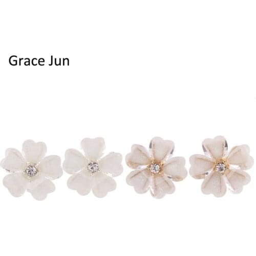 Grace Jun(TM) High Quality Clover Flower Shape Opal Clip on Earrings Without Piercing for Girls Party No Hole Ear Clip 2 Colors
