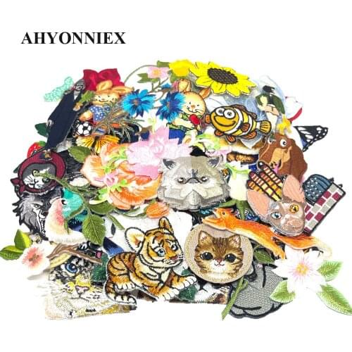 AHYONNIEX 10PCS/SET Random Mixed Patch Set Iron Sew On Patches Cartoon Cute Embroidered Applique Patches For Clothes Stickers