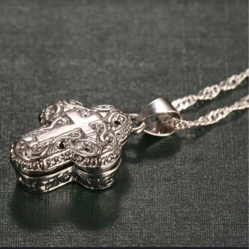 Vintage Silver Plated Cross Chain Necklace Magnet Box Pendant Devout Cross Anniversary Gift for Men Women Jewelry Accessories