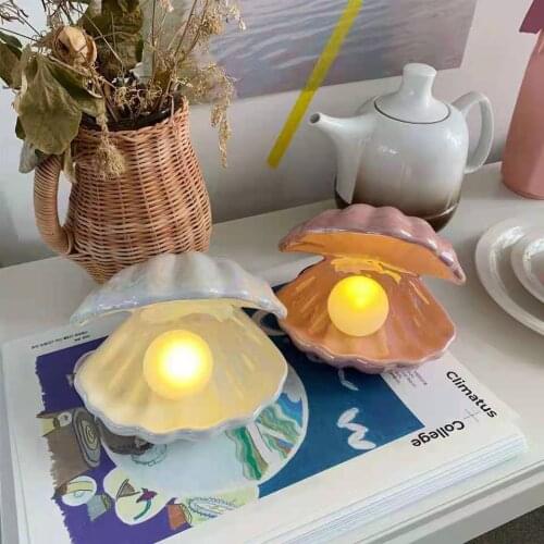 Nordic Creative Shell Small Night Lamp Bedroom Bedside Pearl Lamp Girls Heart Dream Ceramic Lamp Desktop Decoration