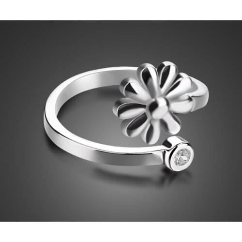 Fashion beautiful chrysanthemum ring. Solid 925 sterling silver adjustable size ring for women. Charm lady flower silver jewelry