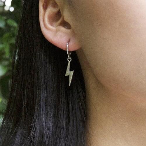 Simple Vintage Style Chain Lightning Shaped Stud Earrings for Women Creative Geometric Earrings Jewelry Brincos Gift XR2516