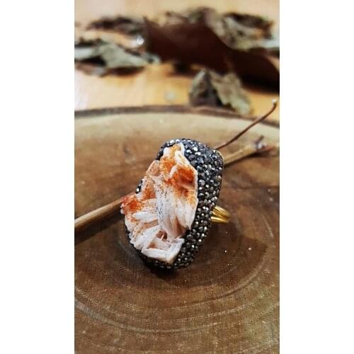 Dr Stone natural Stone Vanadinite Stone 22 carat gold plated female Even 418647301