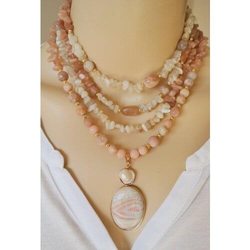 Moon Stone and Pearl Natural Stone Design Necklace