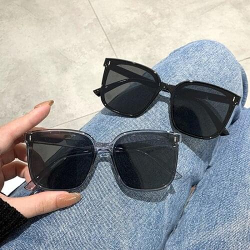 Fashion Retro Black Sun Glasses Shades Goggle Mens Classic Vintage Square Sunglasses Women Oversized Sun Glasses