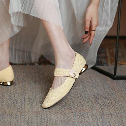 Summer French Literature and Art Small Single Shoes Women Autumn Square Toe All-match Flat Shoes Retro Word Buckle Shoes Women