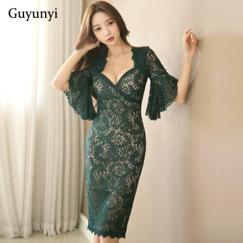 British Style Party Dress 2021 Summer Plain Temperament Elegant Lace Dress Sexy V-Neck Flared Sleeves High Waist Tight Dress