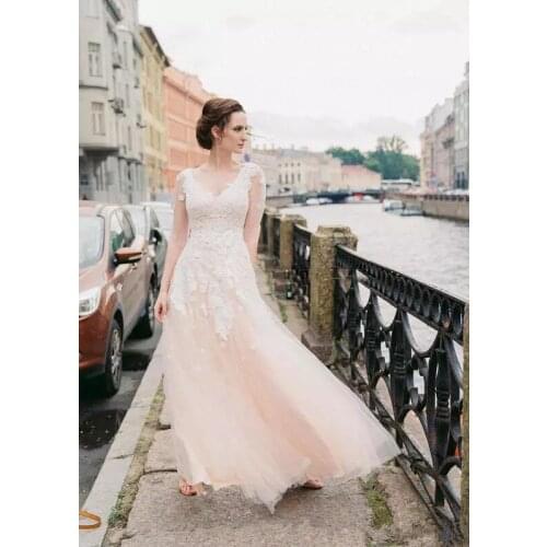 Elegant Blush Pink Lace Wedding Dresses Sexy V Neck Half Sleeves applique Lace Boho Wedding Gowns Floor Length Beach Bridal Gown