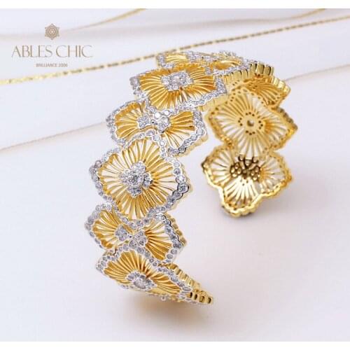 925 Silver Daisy Bangle Fretwork Flower Bracelet Paved CZ Renaissance Light Cocktail Wedding Wide Cuffs Luxury Fine Jewelry