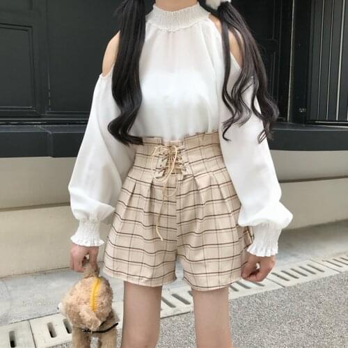 Two-piece Set 2020 New Summer Design Sense Individual Off Shoulder Long Sleeve Top High Waist Plaid Lace Up + Casual Shorts