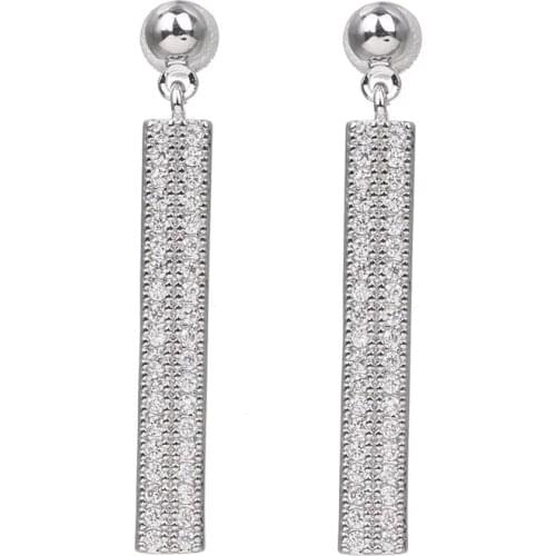 Bettyue New Arrival Linear Shape White Color Earring Full Of Zirconia Simplicity Style Jewelry For Women Noble Ornament In Party