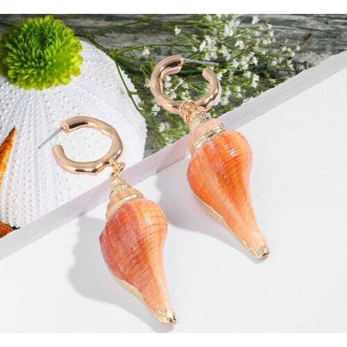 New Earrings Bright Natural Shell Metal Conch Earrings Female Fashion Personality Beach Holiday Earrings
